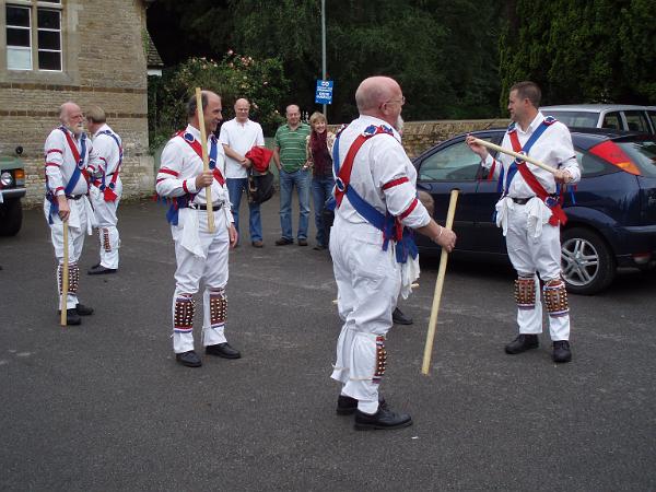 Morris_men_at_the_church_fete.JPG