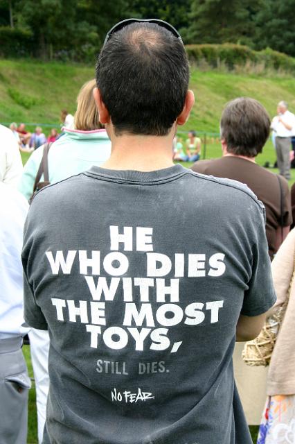 misc5.jpg - Best teeshirt in show!