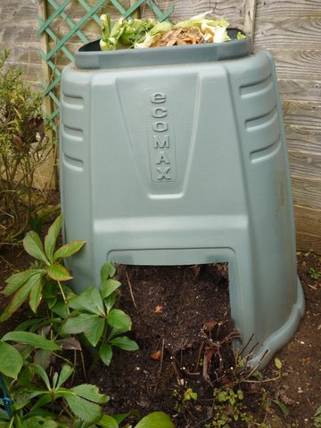 Competition,_Spring_Show_025.jpg - Photo competition, Recycling - 1st Janet Coley