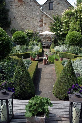 gardens2.jpg
